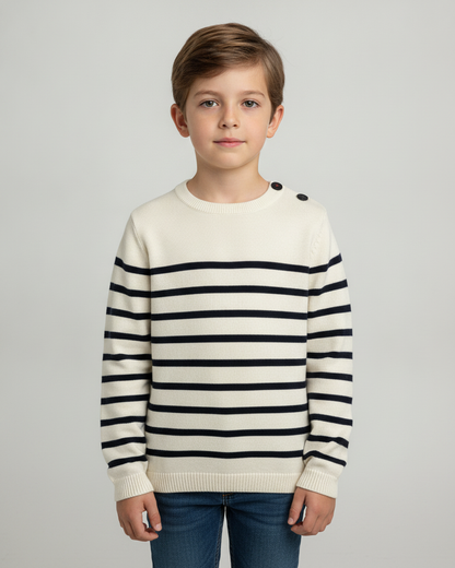 Pull marin enfant Équipier écru à rayures marine porté