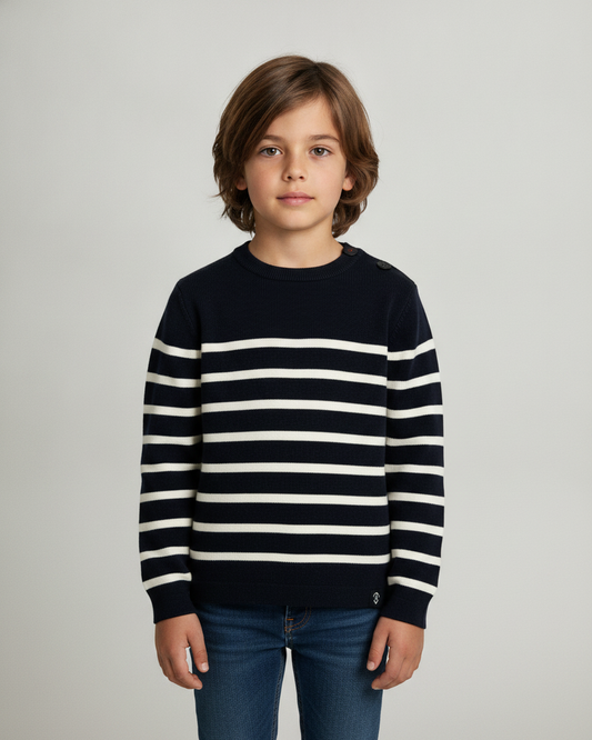 Pull marin enfant Équipier marine à rayures écru porté