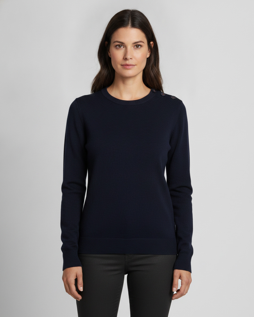Pull marin femme Navigatrice marine uni porté