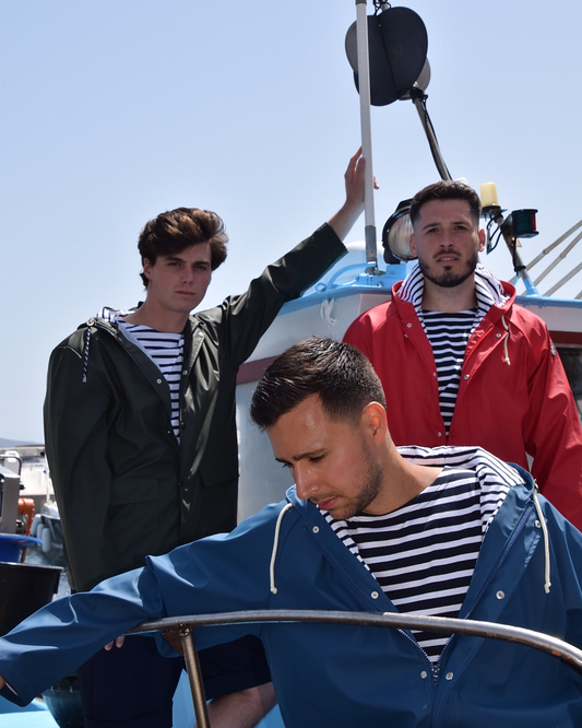 Ciré imperméable mixte Hauban porté sur un bateau